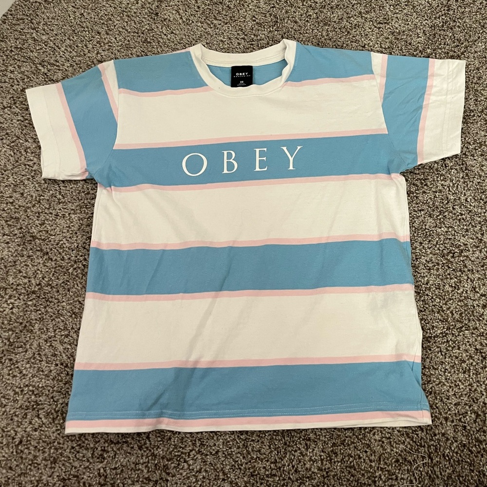 obey striped tee